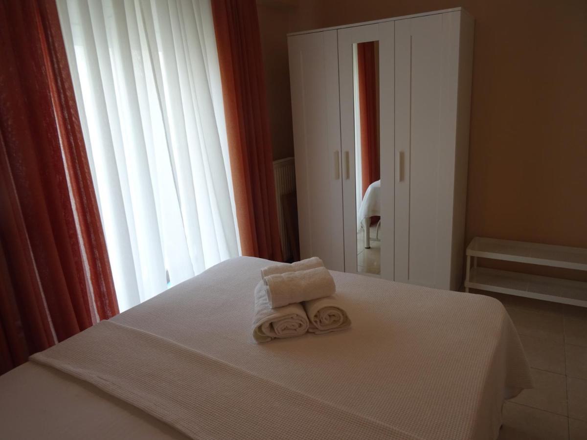 Joy'S Central Apartment Thessaloniki Exterior foto